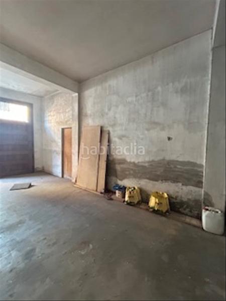 Foto e211bde9-12ff-4d25-9827-7d09a6658775. Industrial building in Sueca Sueca