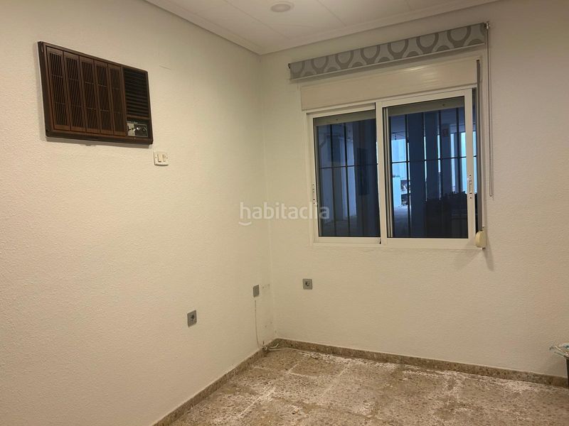 Foto f8e59c7d-6603-4f7e-80d8-82717633cb7d. Local comercial a Sueca Sueca