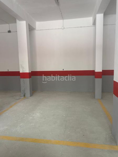 Foto e171ecf0-826e-42be-9ecb-da00bd2f4cf8. Aparcament cotxe a Sueca Sueca