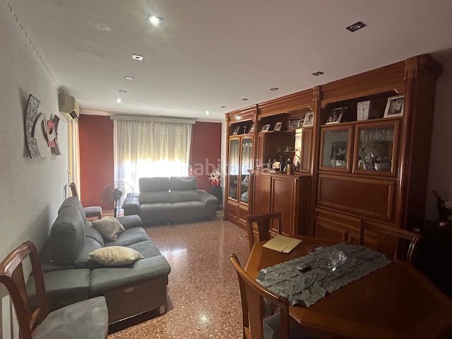 Foto c85357d3-9425-4867-9942-0a21b35af4dc. Flat in Corbera