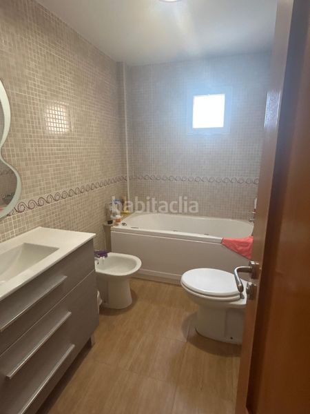 Foto 4510f4a5-1467-455f-9a4f-5f6e86e47e12. Casa adossada a Sueca Sueca