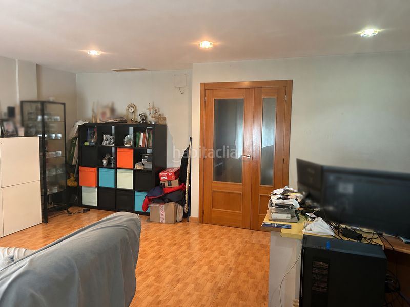 Foto ed906ba9-b91e-47da-bc77-d567db195681. Casa adossada a Sueca Sueca
