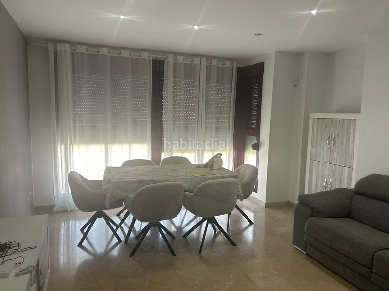 Foto ad9ffb94-4a6a-4383-b7f1-6b8416e099fd. Lloguer pis a Sueca Sueca