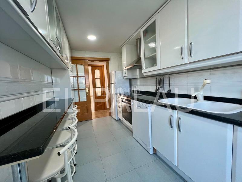 Foto ca51de85-c369-4f60-8454-bef0c3cf4411. Appartamento in Barrio Benicalap Valencia