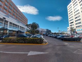 Lloguer Local Comercial en Plaza alquera de la culla 10. Amplio local en alquiler en la zona comercial de alfafar