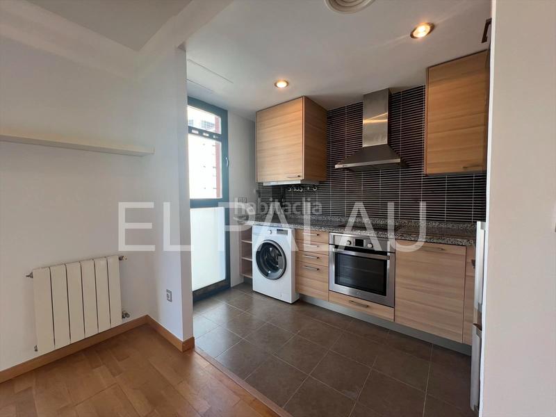 Foto b2de5aee-8a80-4652-91af-79e52b1280d6. Alquiler piso acogedor piso en alquiler en Barrio de Campanar Valencia