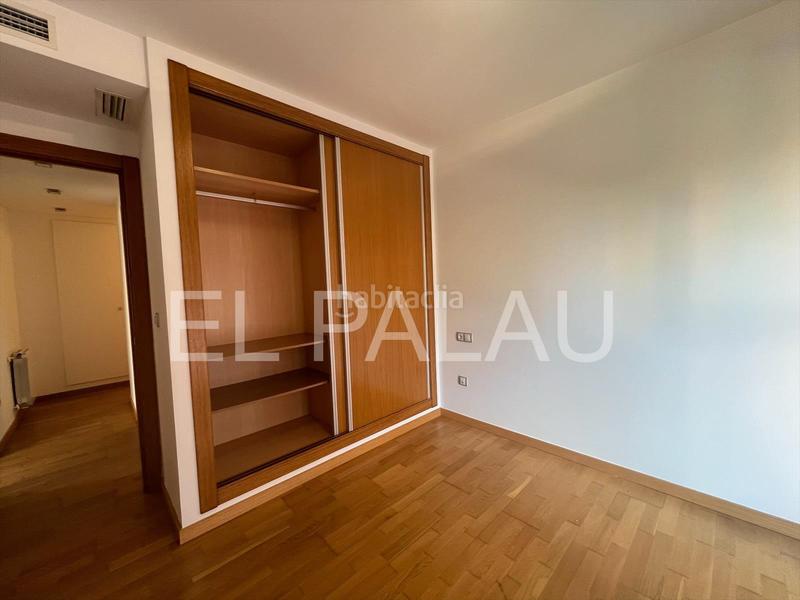 Foto 0a18dc2c-68f6-44a7-ac73-f2801856672f. Rent flat with heating parking pool in Barrio de Campanar Valencia