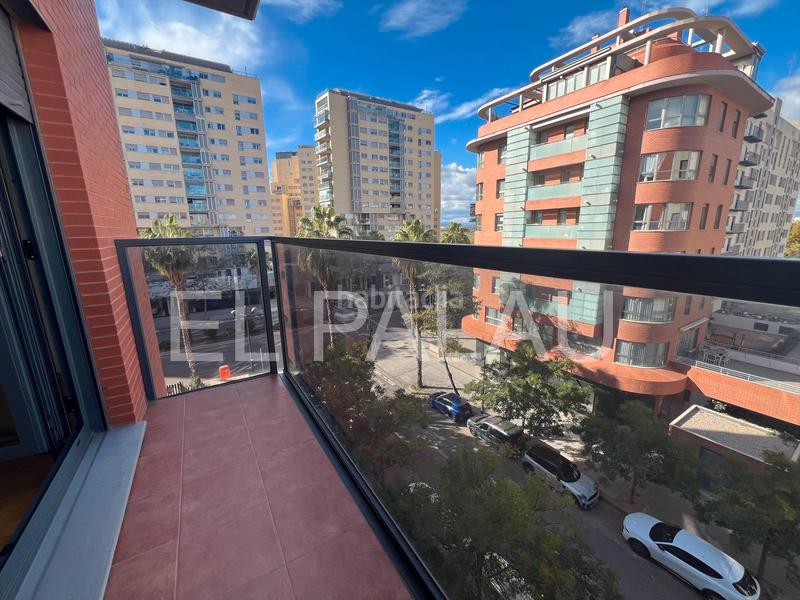 Foto 40589d05-dfc4-4dda-aedd-dad5f351d82a. Rent flat with heating parking pool in Barrio de Campanar Valencia