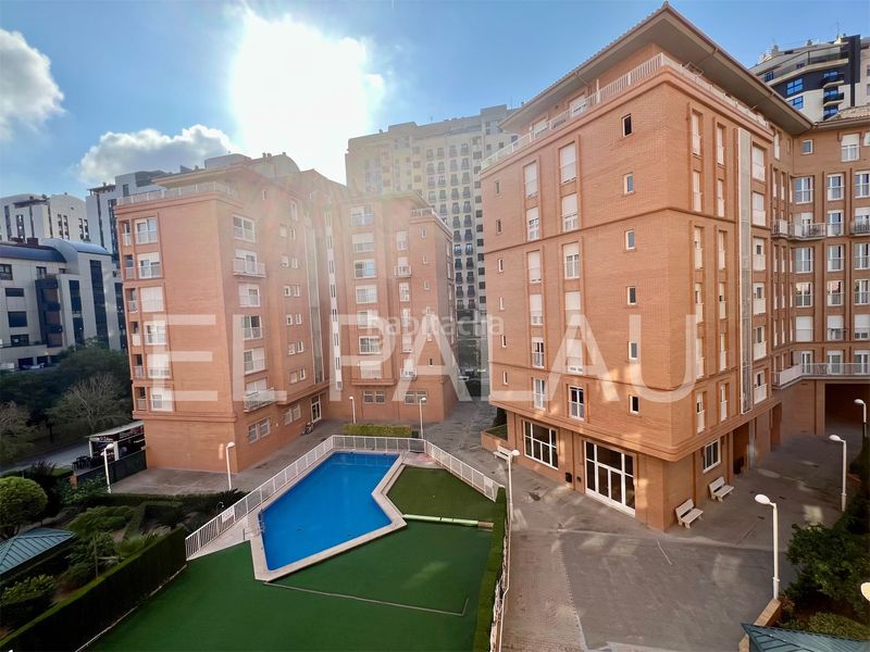 Foto 9b4932d9-e127-446a-a3b2-bf3eaad818e0. Lloguer àtic amb piscina a Barrio Benicalap Valencia
