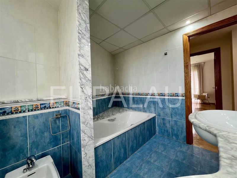 Foto c8f8a7a6-9645-4826-b4b7-8904cf0dd459. Lloguer àtic amb piscina a Barrio Benicalap Valencia