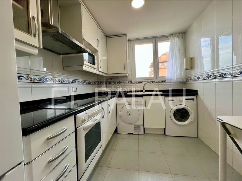 Foto 55323739-a1af-40d7-a493-a69eb8a688e8. Rent penthouse with pool in Barrio Benicalap Valencia
