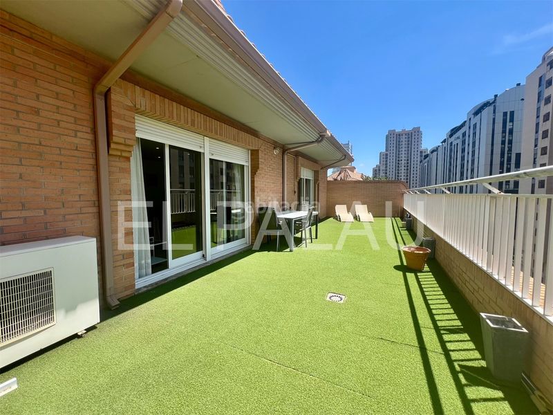 Foto f7edb4e2-8284-4437-aaf4-d95498240017. Rent penthouse with pool in Barrio Benicalap Valencia