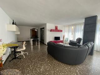 Location Appartement  Calle músico agustín bertomeu. Piso en alquiler