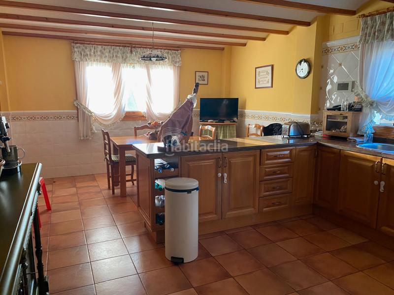 Foto 9ddd3618-7af9-44b9-945e-50fa259af276. Chalet  en venta en Centro Mutxamel