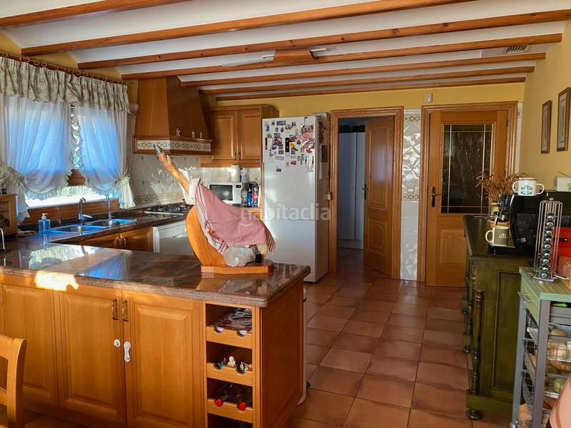Foto fcd689f2-62a0-4bf7-96d5-5cc9ecbbd2a0. Chalet  en venta en Centro Mutxamel