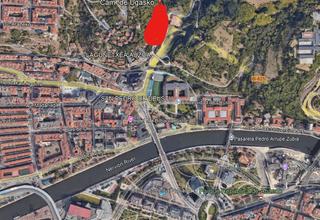 Masia  Ugasko bidea. Deusto (c/ ugasko) se vende casa independiente con  2 pisos + ca