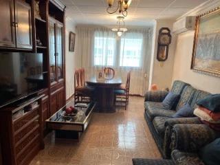 Appartement  Carrer d'hernán cortés. Benicarlo c/hernan cortes, se vende piso de 3 habitaciones , con