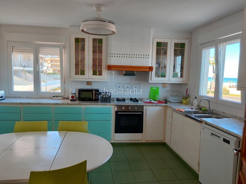 Foto 648698d6-16d2-4ecf-be35-39c6aa9b8b99. Maison jumelée avec cheminée parking dans Playa Norte Peñíscola