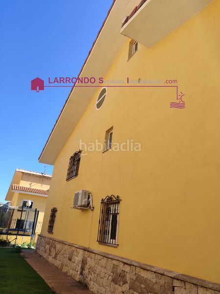 Foto 1f47b044-ee16-4c85-bad1-c70d2a36353b. Xalet amb xemeneia calefacció aparcament a Las Atalayas-Urmi-Cerro Mar Peñíscola