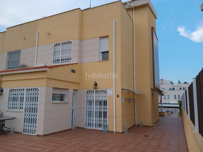 Foto e348a355-71b0-4a3a-9135-ca7992436c3f. Maison jumelée avec parking dans Papa Luna - Platja del Gurugú Benicarló