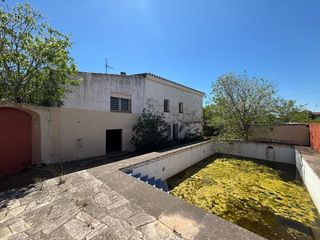Haus in Ulldecona. Chalet independiente con piscina y parcela de 525 m² en barri ra