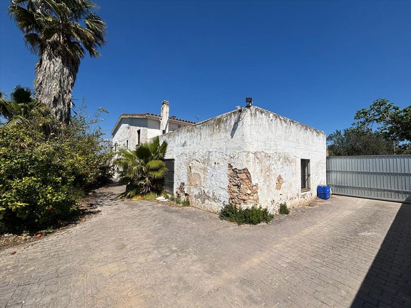Foto 27a2a225-70c9-4ec9-b1dc-64c5ddfbb168. Casa amb aparcament piscina a Ulldecona