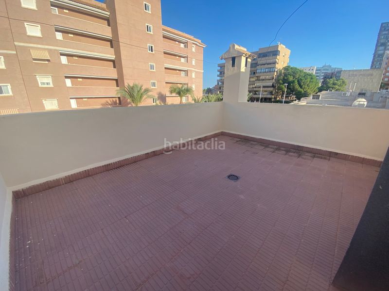 Foto 37529e81-7ac3-4e97-9752-60d872608d13. Location maison jumelée avec cheminée parking dans Los Arenales del Sol Elche / Elx