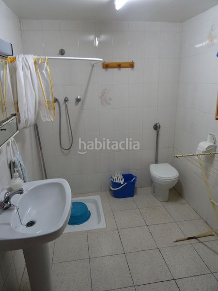 Foto b302963b-5716-4a7f-9d17-9e2ecf1a47ec. Local comercial a Algemesí