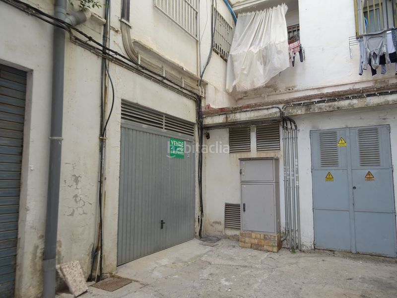 Foto b47db08b-8a19-44e6-bcbc-55dad4b9fee5. Aparcament cotxe a Algemesí