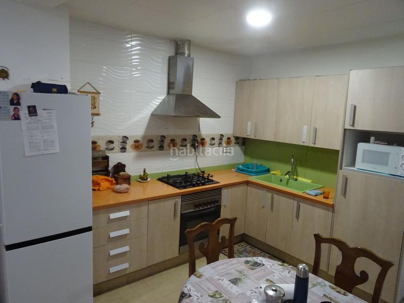 Foto 77ac3053-c739-4b09-b283-c706618084b7. Casa amb calefacció a Algemesí