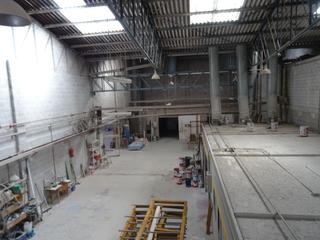 Industrial building in Albalat de la Ribera