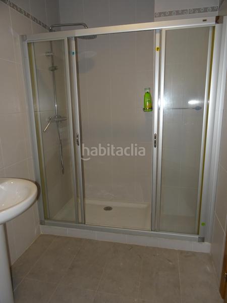 Foto 57b37f59-85a4-45cb-9f76-cc74fe41510e. Bâtiment à usage industriel dans Algemesí