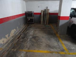 Parking voiture à Algemesí
