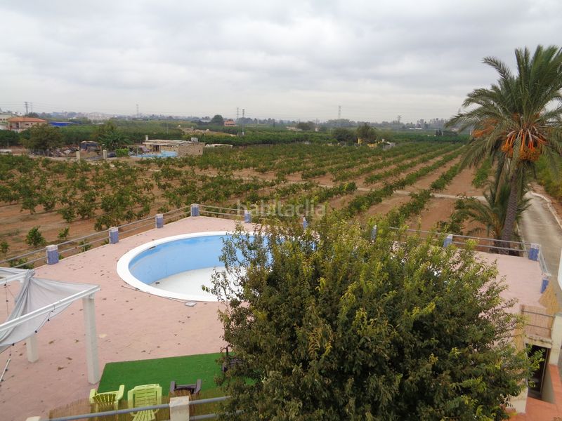 Foto b0956302-30ed-4285-8a81-23c6fcd95dcb. Masia amb xemeneia piscina a Urbanitzacions i Pedanies Nord Alzira