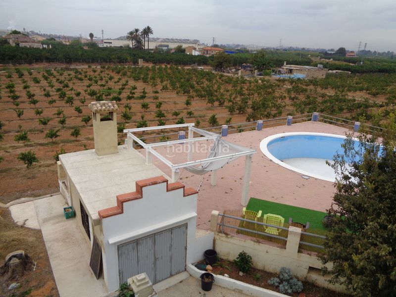 Foto b644eadc-e164-4c79-bc26-0573f61a901f. Masia amb xemeneia piscina a Urbanitzacions i Pedanies Nord Alzira