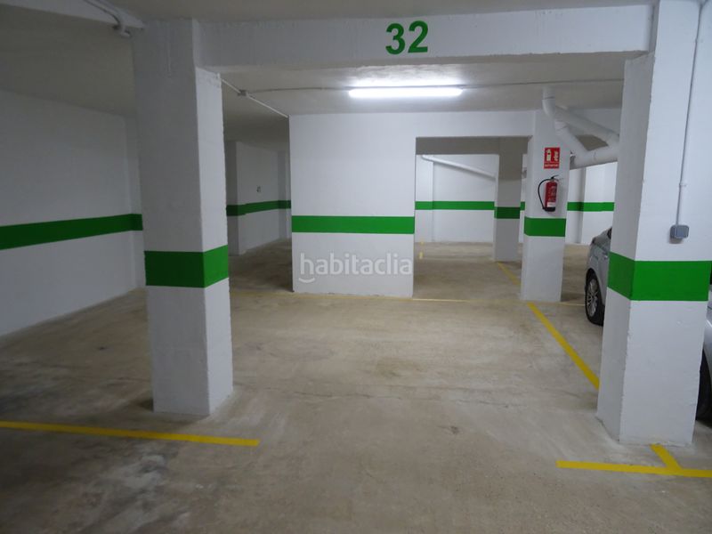 Foto 869dbb54-51f1-4108-9356-184e9415713b. Aparcament cotxe a Algemesí