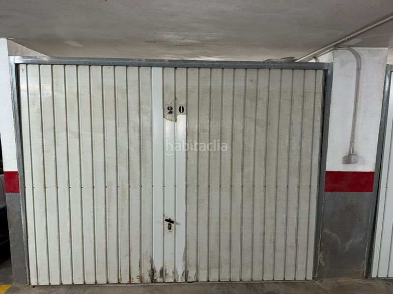 Foto 3407f3ef-4afe-44ae-abfc-0579cc10ef2c. Aparcament cotxe a Algemesí