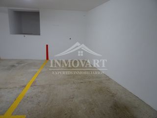 Parking voiture à Algemesí