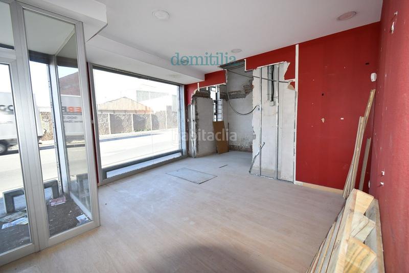 Foto ead8501b-a698-402f-bdf1-5262a64c92e9. Rent business premise in Eixample Sabadell