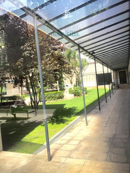 Foto 183ac919-6206-4b5d-80f3-9d7a2cfd6a9c. Rent business premise in Centre Sabadell