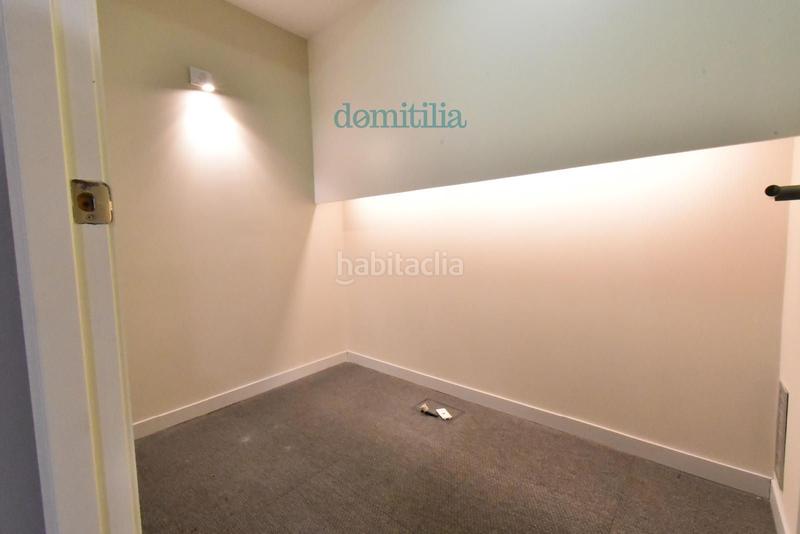Foto efe3c347-923d-4c29-9fdf-3028f419ba1b. Rent office space with heating in Centre Sabadell