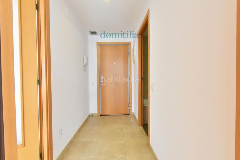 Foto c66ba668-532e-460f-8179-fa133019d2f5. Lloguer pis amb calefacció aparcament piscina a Centre Sabadell