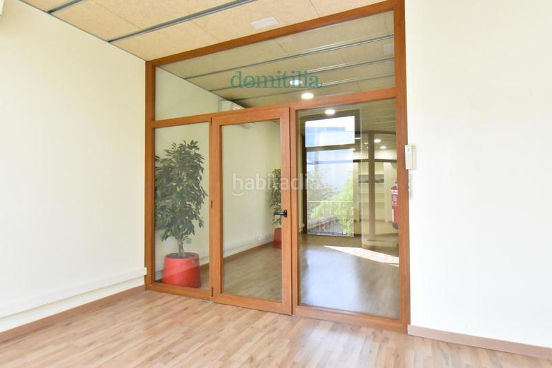 Foto 3843964b-dae9-4132-aaba-28c79125ffa0. Affitto ufficio in del gas 4 in Centre Sabadell