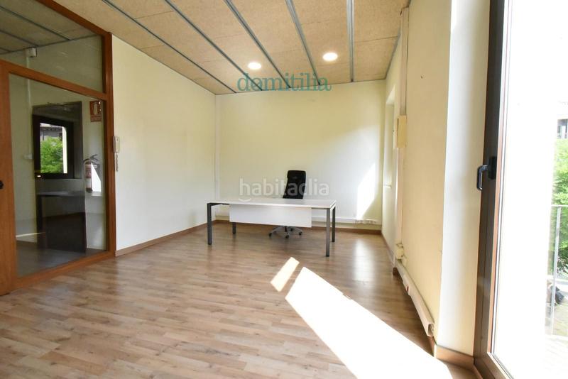 Foto 7e345b8c-79b9-475f-9674-eda729291947. Lloguer oficina a del gas 4 a Centre Sabadell