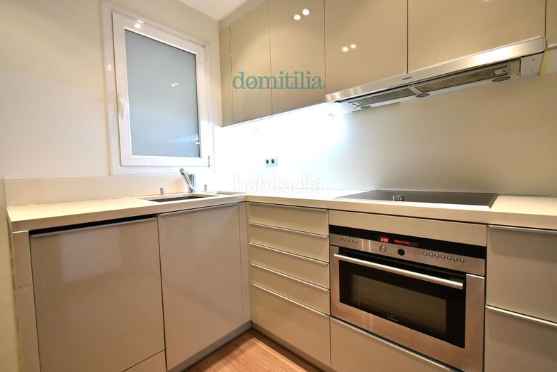 Foto 628f710f-d172-4350-bce6-83e9bb7dcb96. Lloguer pis amb calefacció a Centre Sabadell