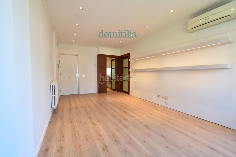 Foto 879db290-f7b3-45cd-b3d6-918e07f99e65. Lloguer pis amb calefacció a Centre Sabadell