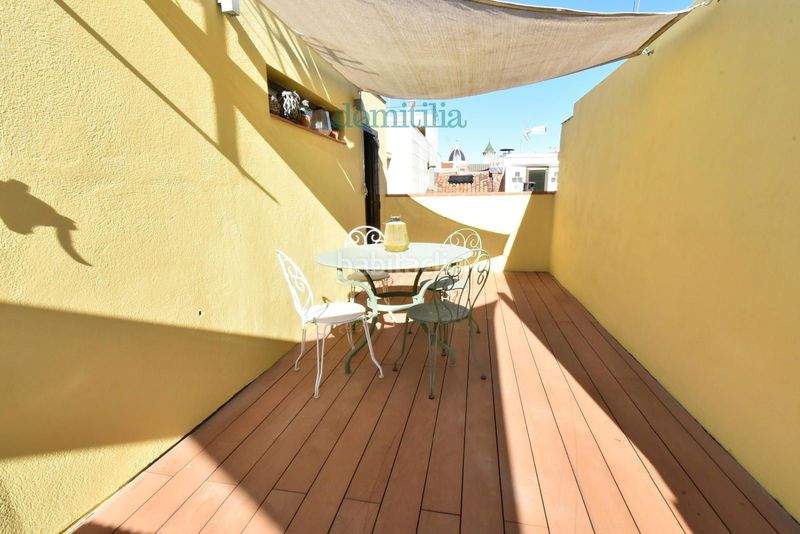 Foto 43d0a2ff-68a0-4051-a992-74c94a2b0a9b. Casa adossada amb calefacció a Centre Sabadell