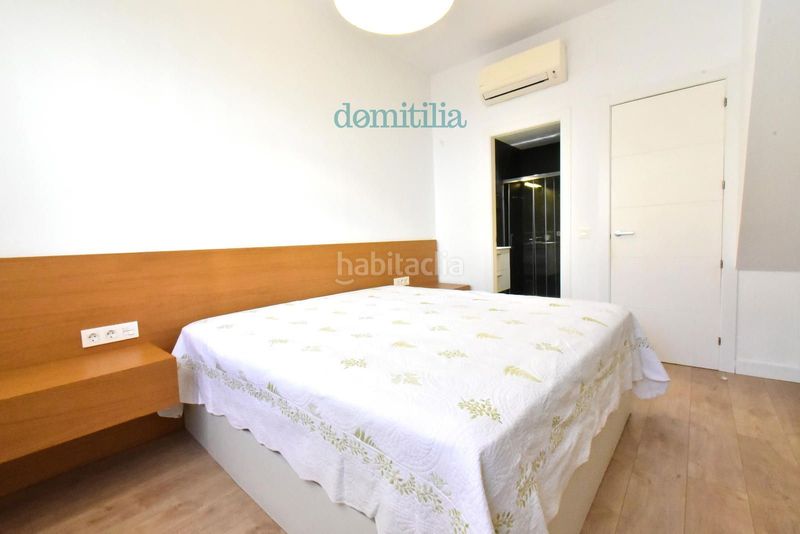 Foto c13bb100-acd6-4962-85f7-863489067354. Casa adossada amb calefacció a Centre Sabadell