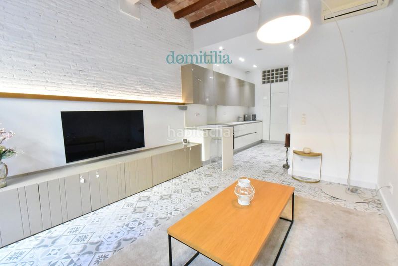 Foto fbef7733-ba75-45cf-818e-90d5a3a951ca. Casa adossada amb calefacció a Centre Sabadell