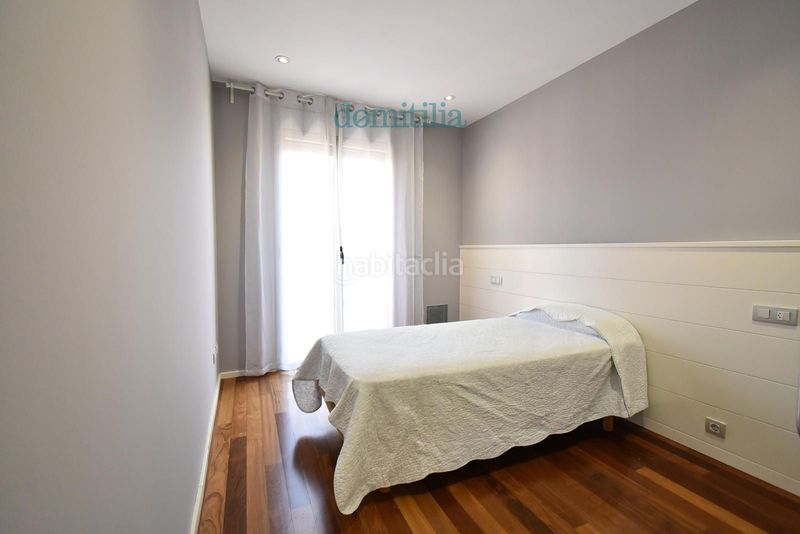 Foto 2b26806d-f2ef-481d-a781-9401ecb68053. Rent duplex with heating parking in Centre Sabadell